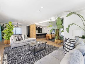 1370 71st St, Miami Beach FL 33141