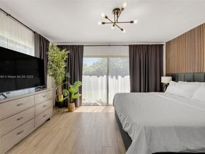 1370 71st St, Miami Beach FL 33141