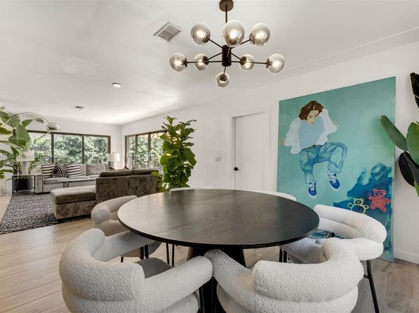 1370 71st St, Miami Beach FL 33141