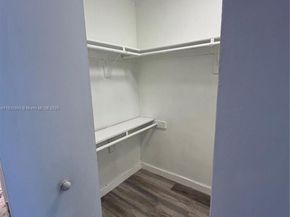 250 180th Dr 205, Sunny Isles Beach FL 33160