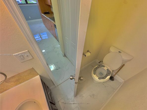 9104 SW 159th Ter 9104, Palmetto Bay FL 33157