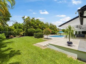 10404 SW 87th Ct, Miami FL 33176