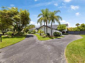 10404 SW 87th Ct, Miami FL 33176