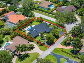 10404 SW 87th Ct, Miami FL 33176