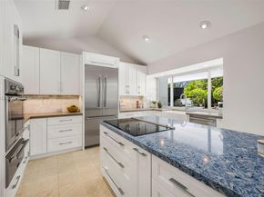 10404 SW 87th Ct, Miami FL 33176