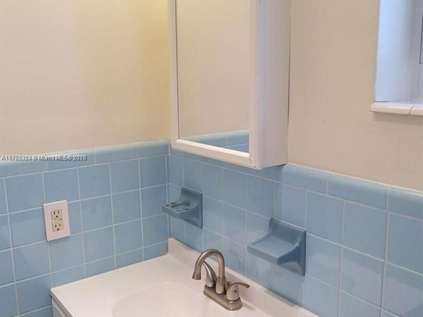 1231 NE 23rd Ave, Pompano Beach FL 33062