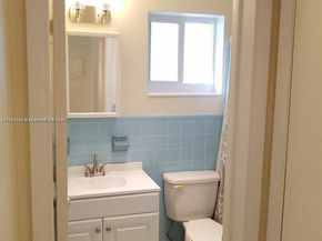 1231 NE 23rd Ave, Pompano Beach FL 33062