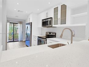 469 SE 14th St, Dania Beach FL 33004