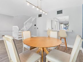 469 SE 14th St, Dania Beach FL 33004