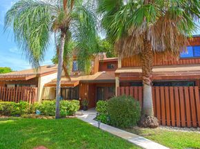 469 SE 14th St, Dania Beach FL 33004