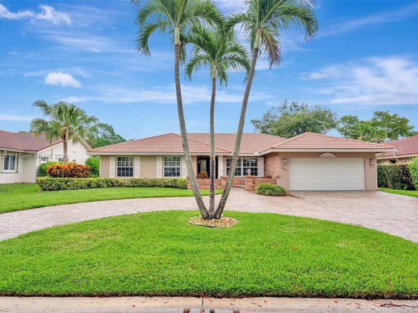 5655 NW 86th Ave, Coral Springs FL 33067