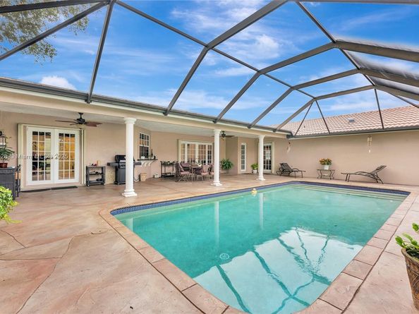 5655 NW 86th Ave, Coral Springs FL 33067