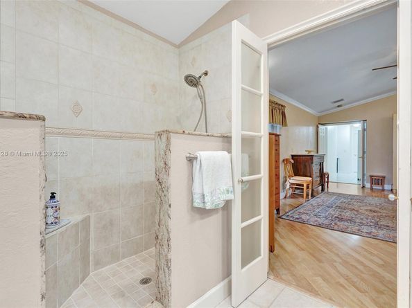 5655 NW 86th Ave, Coral Springs FL 33067