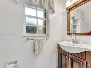 5655 NW 86th Ave, Coral Springs FL 33067