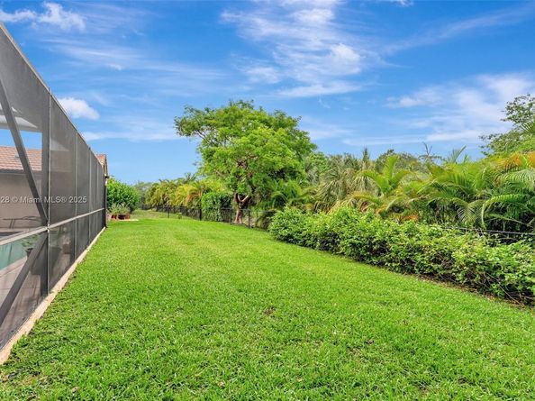 5655 NW 86th Ave, Coral Springs FL 33067