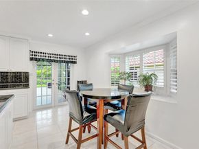 5655 NW 86th Ave, Coral Springs FL 33067