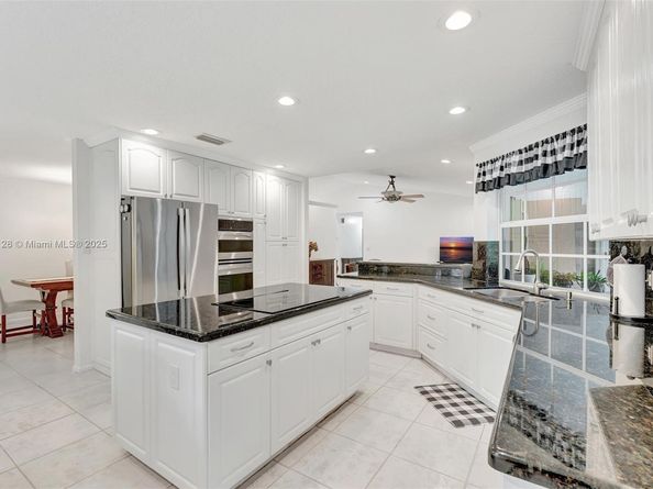 5655 NW 86th Ave, Coral Springs FL 33067