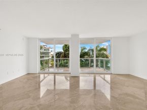 10 Venetian Way 403, Miami Beach FL 33139