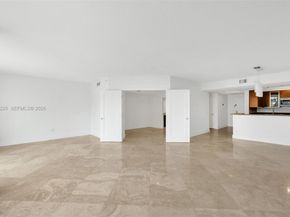 10 Venetian Way 403, Miami Beach FL 33139