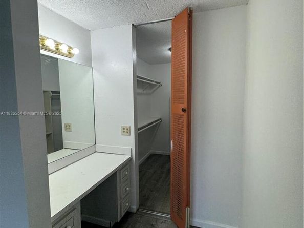 1225 NE 124th St 46A, North Miami FL 33161