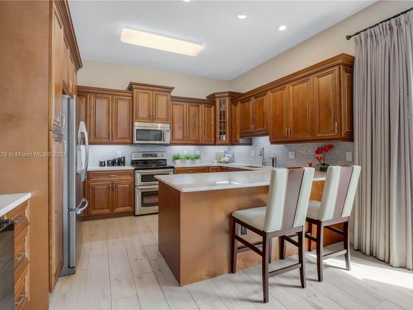 15620 NW 12TH Pl, Pembroke Pines FL 33028