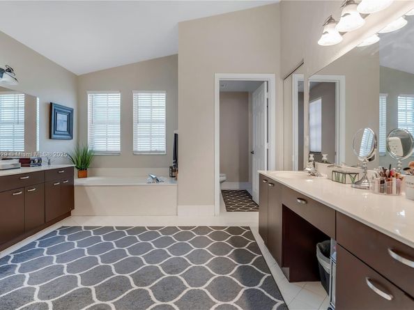 15620 NW 12TH Pl, Pembroke Pines FL 33028