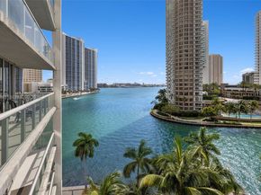 465 Brickell Ave 701, Miami FL 33131