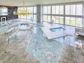 465 Brickell Ave 701, Miami FL 33131