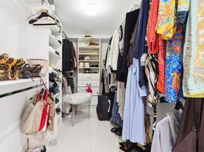 465 Brickell Ave 701, Miami FL 33131