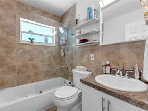15041 Pierce St, Miami FL 33176