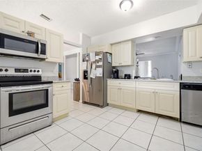 841 SW 55th Ave, Margate FL 33068