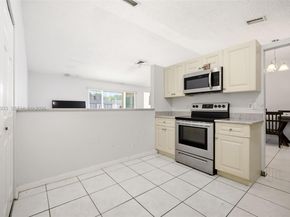 841 SW 55th Ave, Margate FL 33068