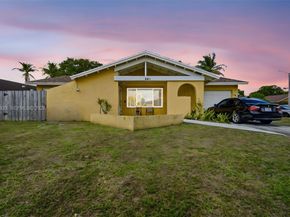 841 SW 55th Ave, Margate FL 33068