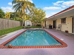 15255 SW 99th Ct, Miami FL 33157