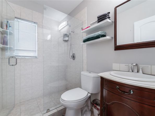 512 NW 13th St, Homestead FL 33030
