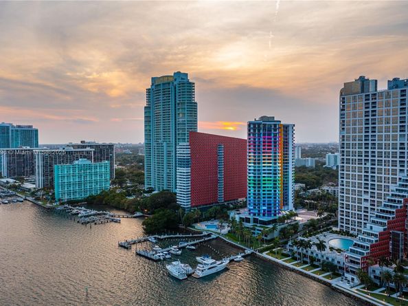 1581 Brickell Ave 1705, Miami FL 33129