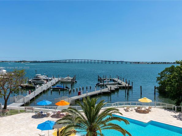 1581 Brickell Ave 1705, Miami FL 33129