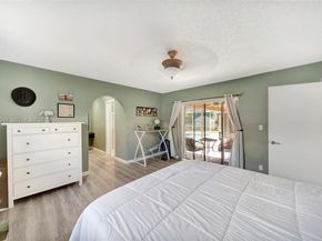 9220 SW 56th St, Cooper City FL 33328