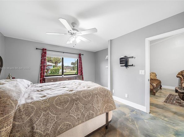 3875 Island club w, Atlantis FL 33462