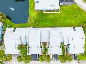 3875 Island club w, Atlantis FL 33462
