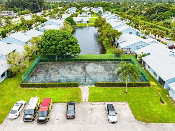 3875 Island club w, Atlantis FL 33462
