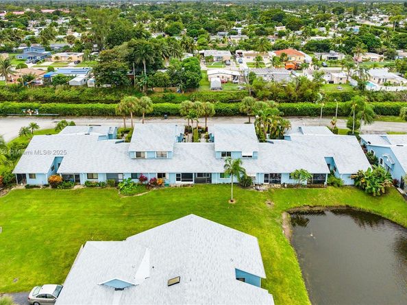 3875 Island club w, Atlantis FL 33462