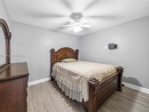 3875 Island club w, Atlantis FL 33462