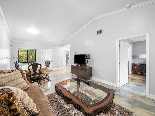 3875 Island club w, Atlantis FL 33462
