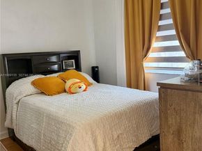 909 NE 42nd Ave, Homestead FL 33033
