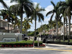 909 NE 42nd Ave, Homestead FL 33033