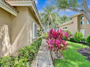 15831 SW 10th St, Pembroke Pines FL 33027