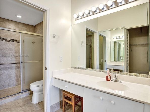 15831 SW 10th St, Pembroke Pines FL 33027