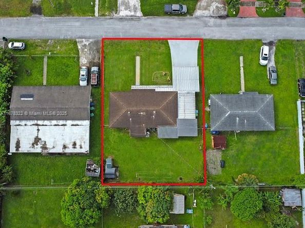 3811 NW 174th St, Miami Gardens FL 33055