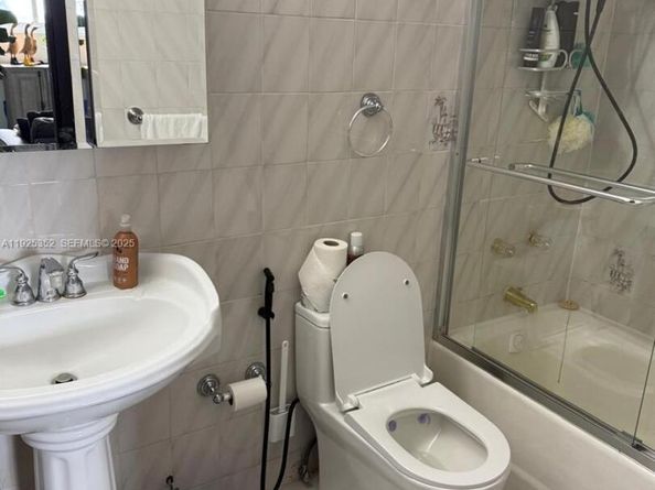 1800 NW 24th Ave 1004, Miami FL 33125